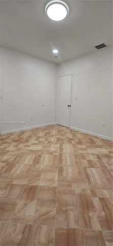 6500 SW 82nd Ave, Miami, FL 33143