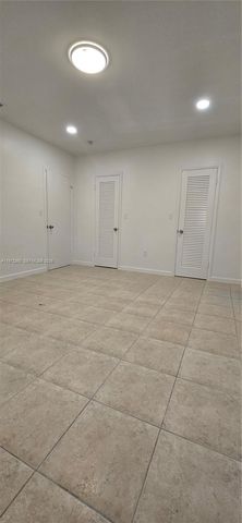 6500 SW 82nd Ave, Miami, FL 33143