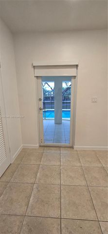 6500 SW 82nd Ave, Miami, FL 33143