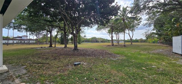 6500 SW 82nd Ave, Miami, FL 33143