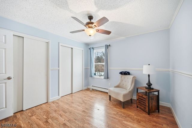 8 Bordeaux Ter, West Milford Twp., NJ 07480