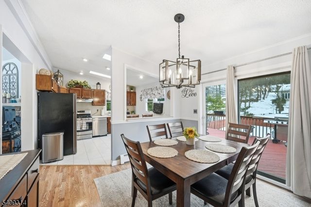 8 Bordeaux Ter, West Milford Twp., NJ 07480