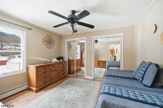 8 Bordeaux Ter, West Milford Twp., NJ 07480