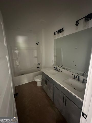 125 Maple Valley Dr, Jenkinsburg, GA 30234