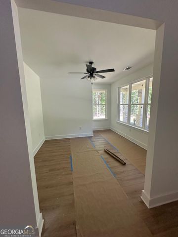 125 Maple Valley Dr, Jenkinsburg, GA 30234