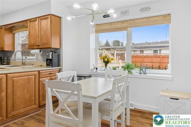 402 Florentine Drive, Forks Twp, PA 18040