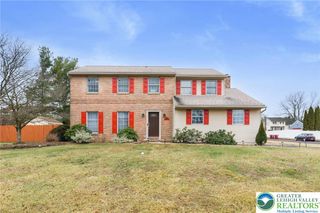 402 Florentine Drive, Forks Twp, PA 18040
