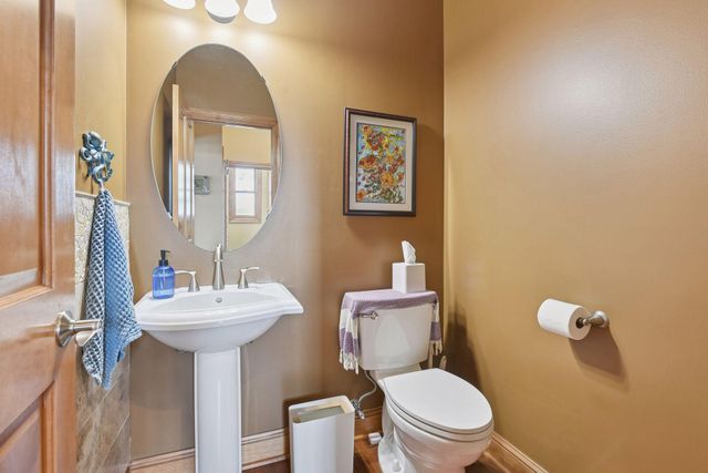 2584 N Saunders Lake Drive, Minnetrista, MN 55364