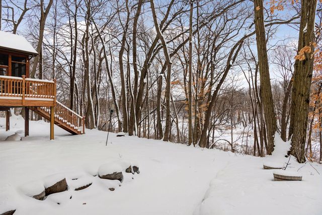 2584 N Saunders Lake Drive, Minnetrista, MN 55364