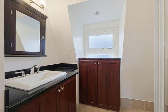 43 Leonard St, Waltham, MA 02451