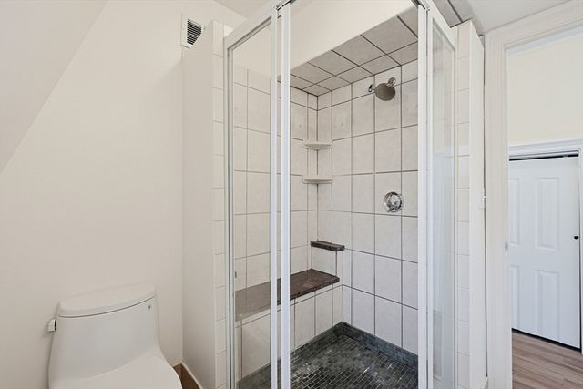 43 Leonard St, Waltham, MA 02451