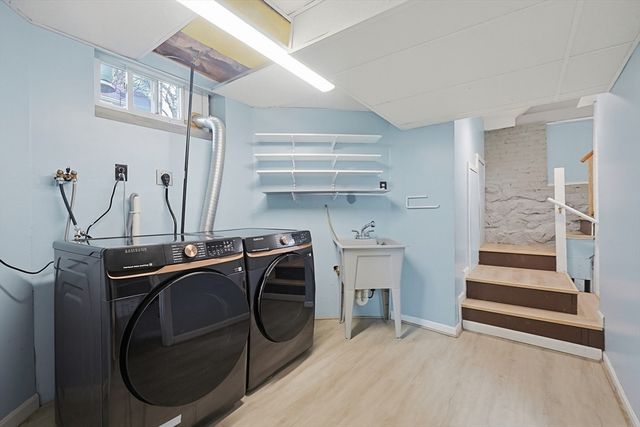 43 Leonard St, Waltham, MA 02451