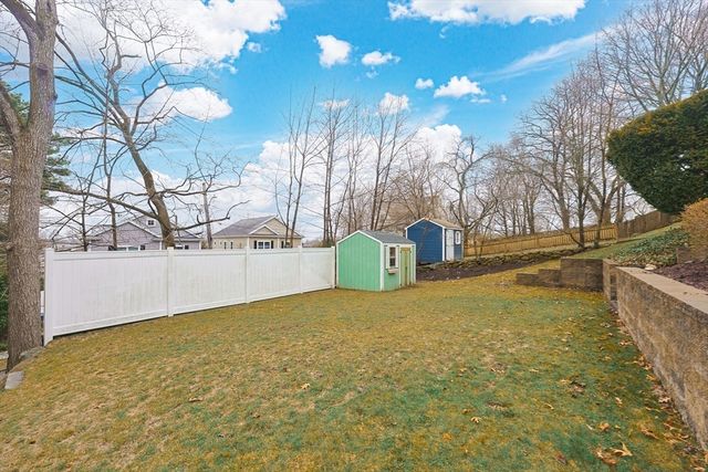 43 Leonard St, Waltham, MA 02451