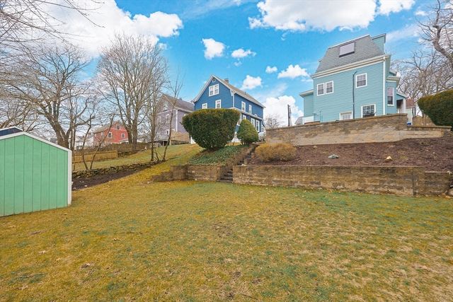 43 Leonard St, Waltham, MA 02451