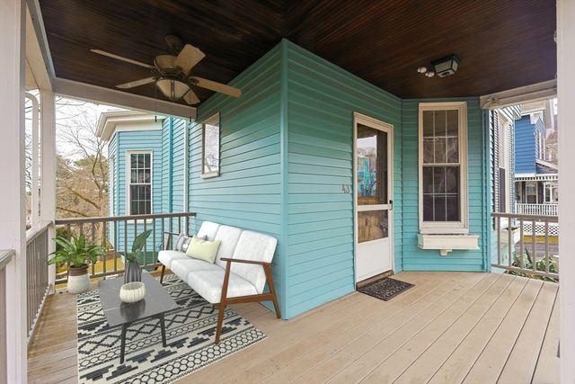 43 Leonard St, Waltham, MA 02451