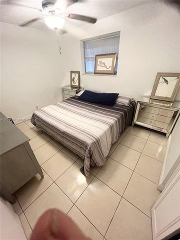 2581 N Garden Drive N 203, Lake Worth, FL 33461