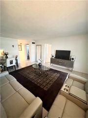 2581 N Garden Drive N 203, Lake Worth, FL 33461