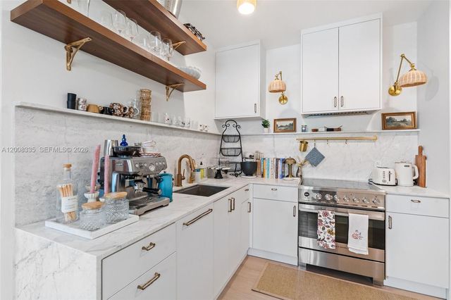 721 Biltmore Way 101, Coral Gables, FL 33134