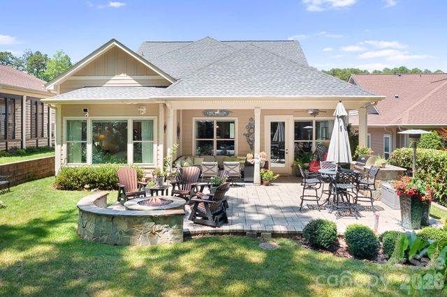 7142 Hanging Rock Court, Denver, NC 28037