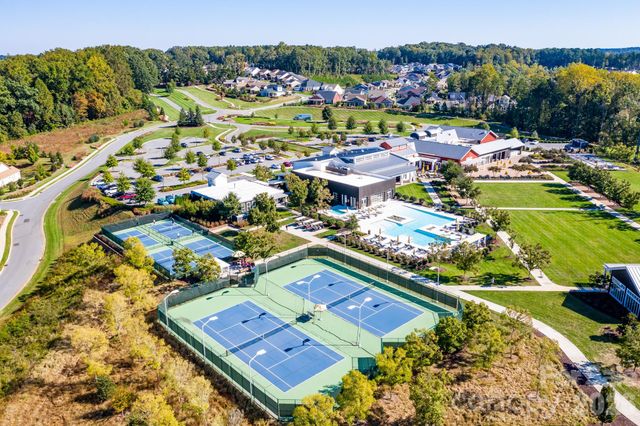 7142 Hanging Rock Court, Denver, NC 28037