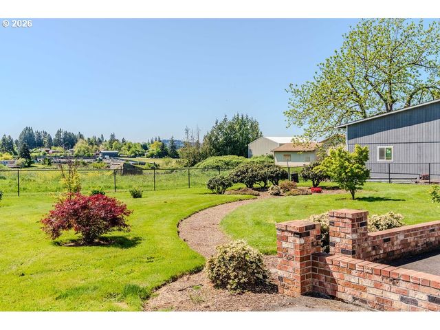 17820 Se EMI St, Damascus, OR 97089