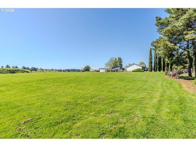 17820 Se EMI St, Damascus, OR 97089