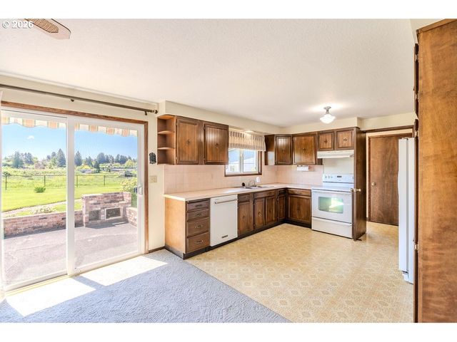 17820 Se EMI St, Damascus, OR 97089
