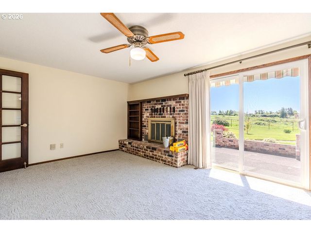 17820 Se EMI St, Damascus, OR 97089