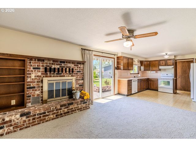 17820 Se EMI St, Damascus, OR 97089
