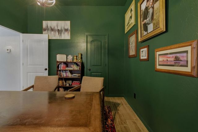 1812 NE 1st Street, Moore, OK 73160