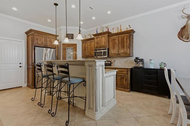 1812 NE 1st Street, Moore, OK 73160