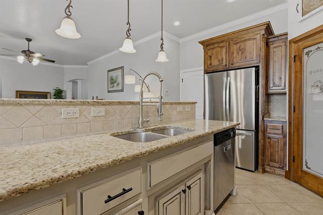 1812 NE 1st Street, Moore, OK 73160