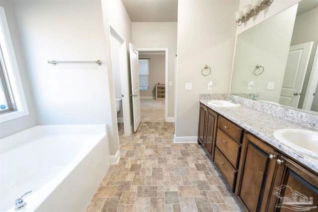 1060 Bretts Way, Cantonment, FL 32533