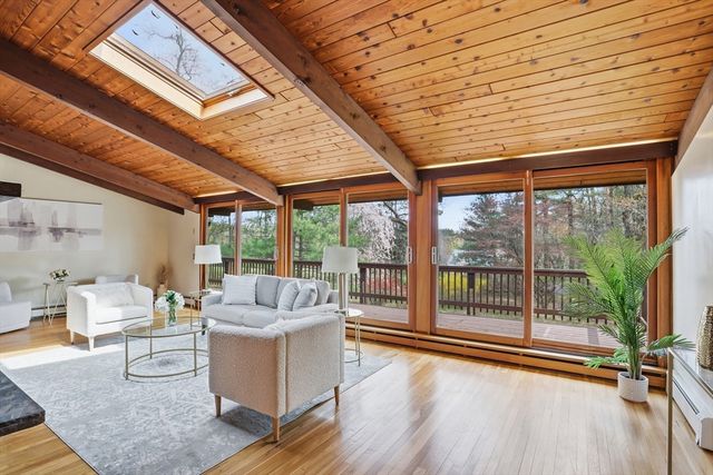 262 South Street, Carlisle, MA 01741