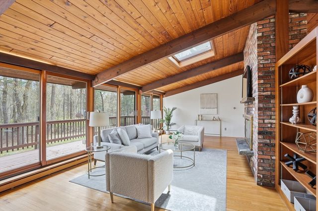 262 South Street, Carlisle, MA 01741