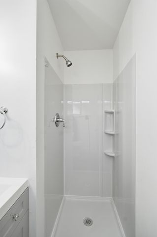 524 E Cypress Avenue, Visalia, CA 93292