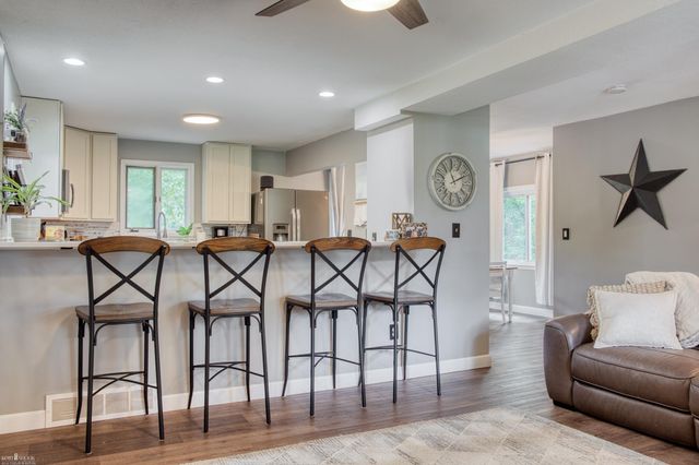 280 W Henderson Road, Owosso, MI 48867