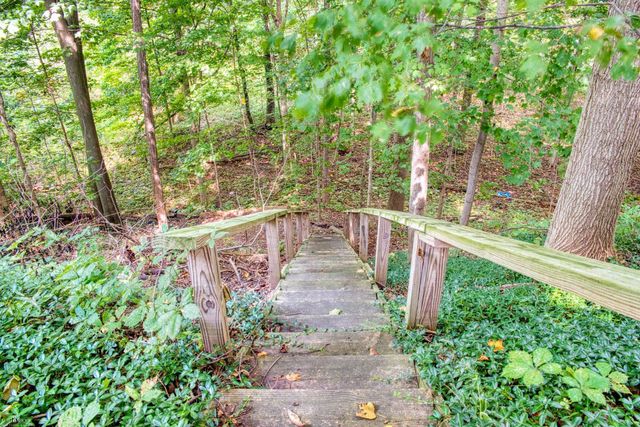 280 W Henderson Road, Owosso, MI 48867