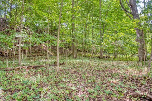 280 W Henderson Road, Owosso, MI 48867