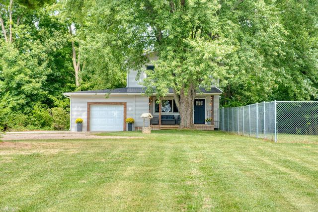 280 W Henderson Road, Owosso, MI 48867