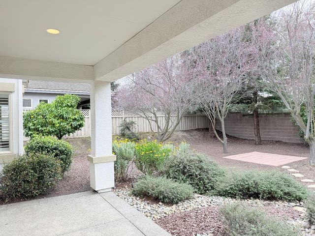 1006 Tioga Ct, Lincoln, CA 95648