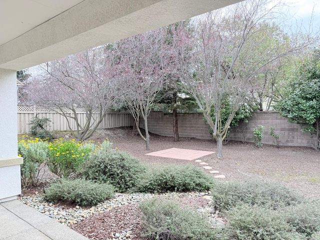 1006 Tioga Ct, Lincoln, CA 95648