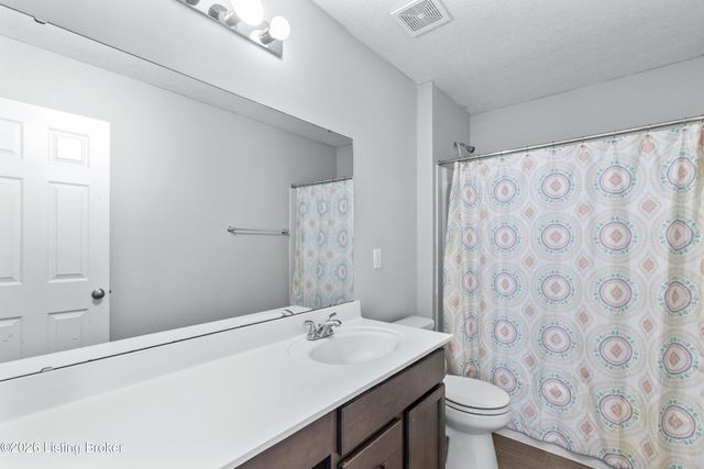 149 Mountain Stone Ct, Shepherdsville, KY 40165