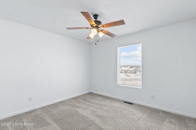 149 Mountain Stone Ct, Shepherdsville, KY 40165