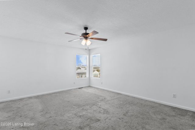 149 Mountain Stone Ct, Shepherdsville, KY 40165