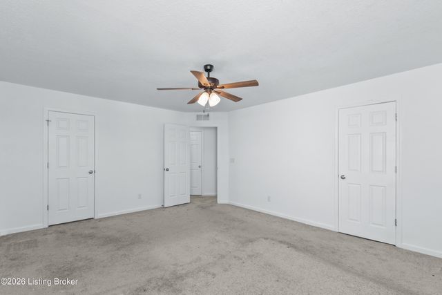 149 Mountain Stone Ct, Shepherdsville, KY 40165