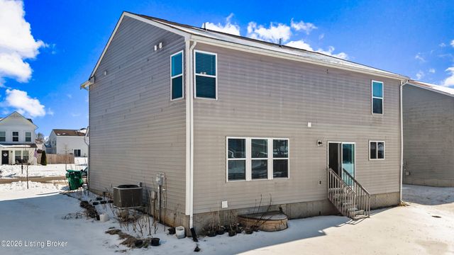 149 Mountain Stone Ct, Shepherdsville, KY 40165