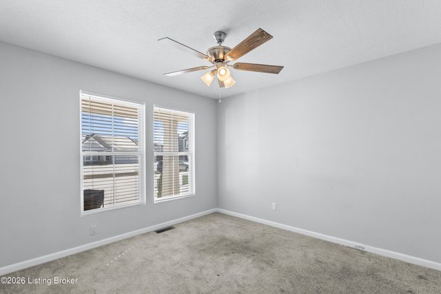 149 Mountain Stone Ct, Shepherdsville, KY 40165