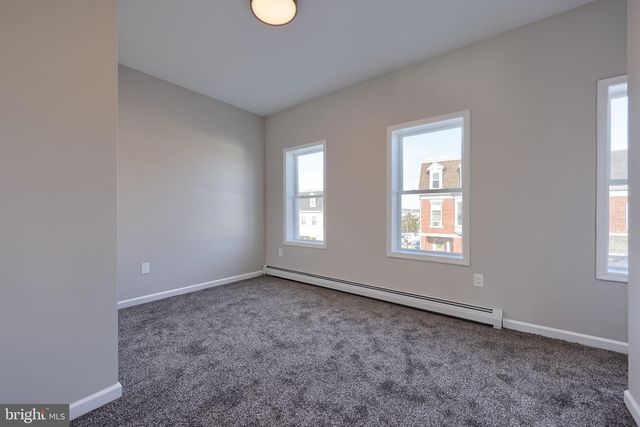 926 E MARKET ST, York, PA 17403