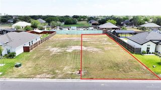 922 W Sycamore Avenue W, Alton, TX 78573